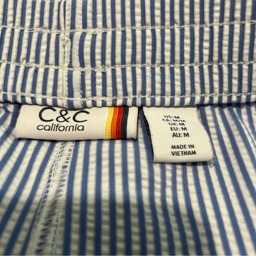 C&C California Shorts M Blue White Stripe Seersucker Stretch Pull On Drawstring - Picture 4 of 4